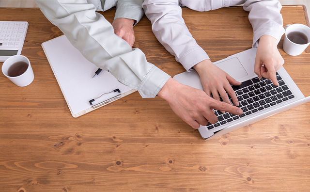 法令やマニフェストに準拠し安全な作業を